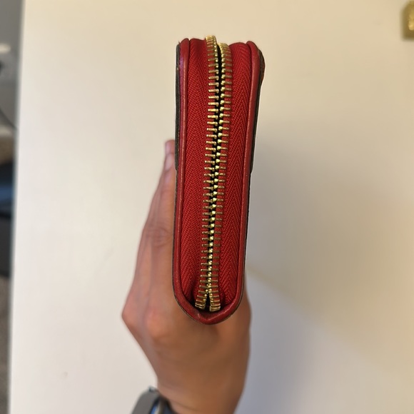 LV Monogram Zippy Retiro Wallet (2019) - Picture 4 of 7